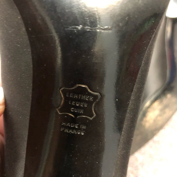 Charles Jourdan Black Heels - Picture 4 of 4